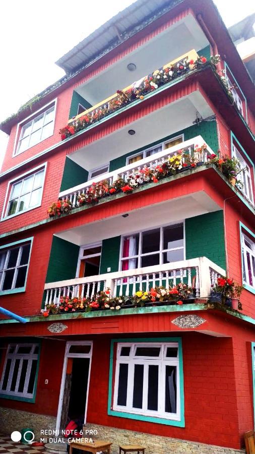 Hotel Valley View Pelling Exteriör bild