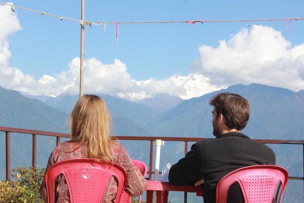 Hotel Valley View Pelling Exteriör bild